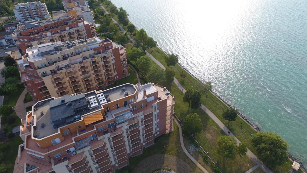 Galerius Home Harmony Gold 1. Apartman Siófok Eksteriør billede